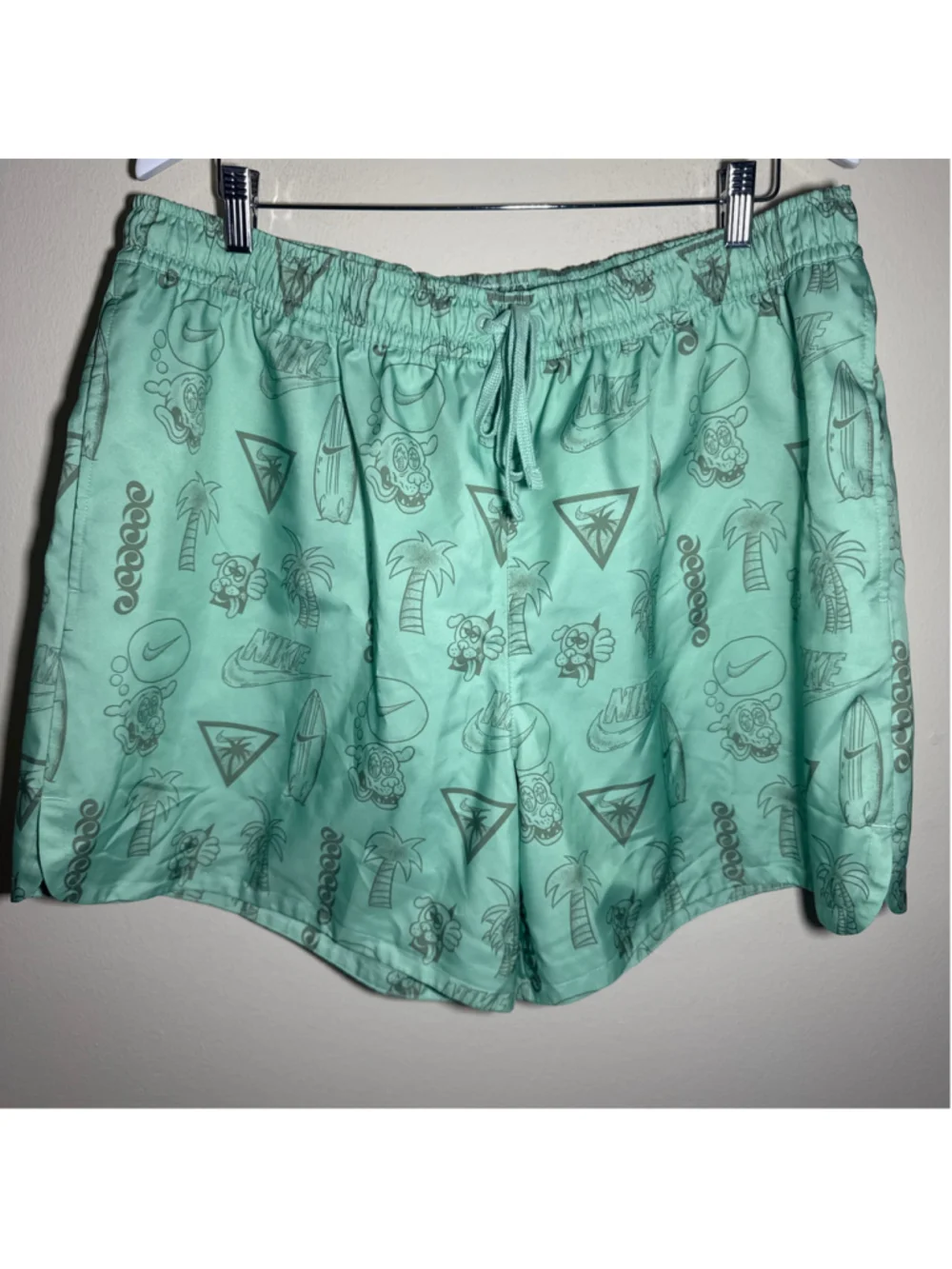 Men's Nike Swim Trunks XXL Green Black Graphic Print